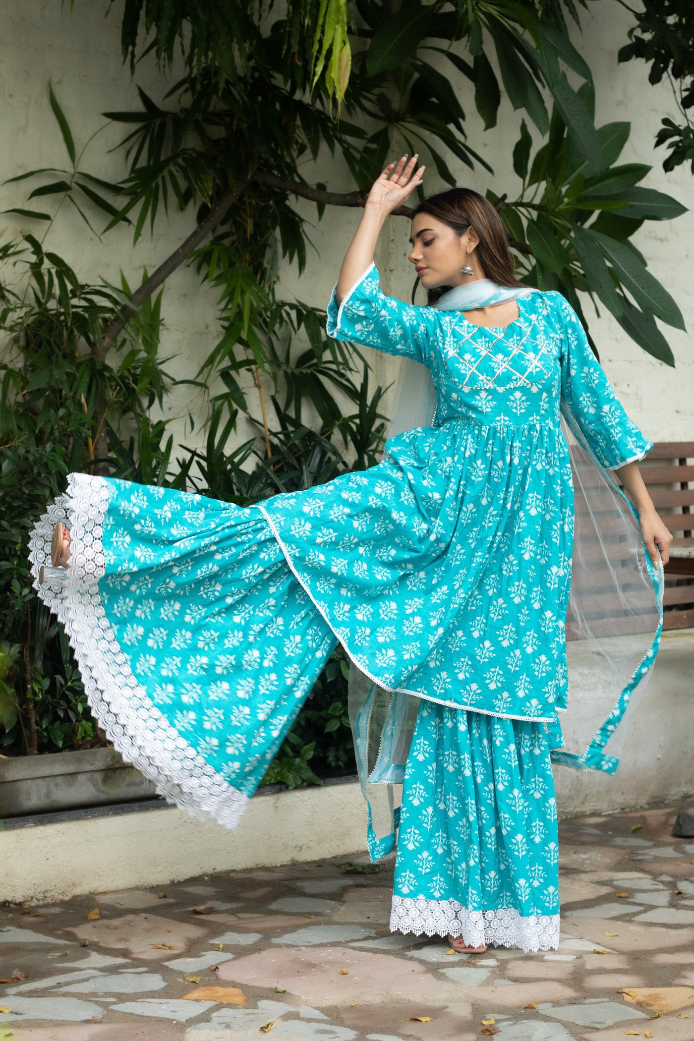 KASHISH SHARARA SET - Sarnya
