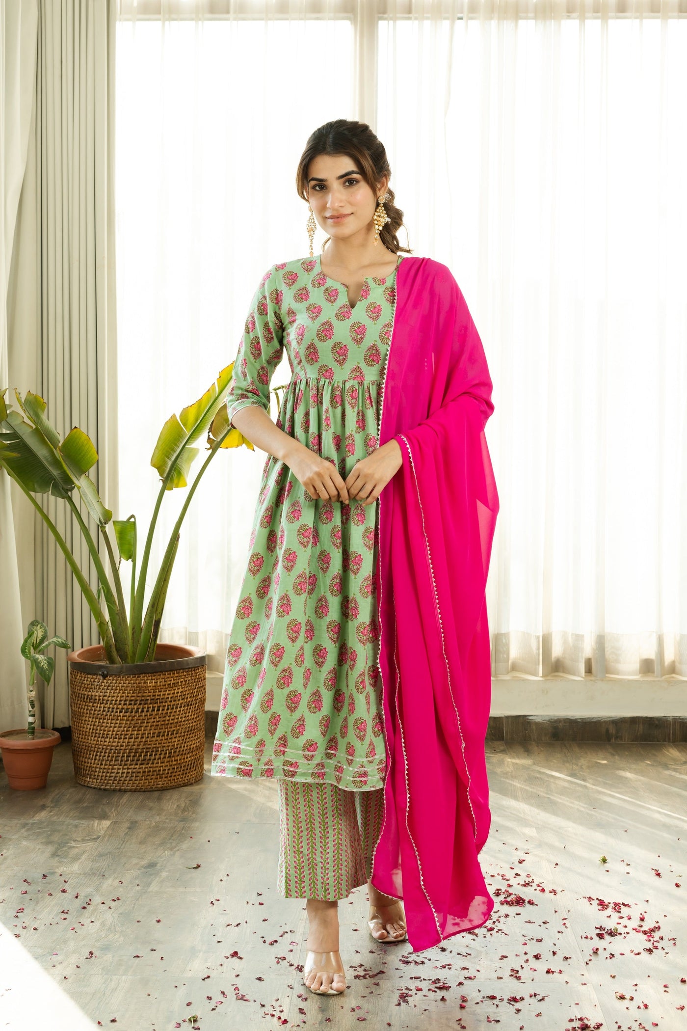 ANUSHA COTTON FLORAL BLOCK PRINTED KURTA SET WITH PINK DUPATTA
