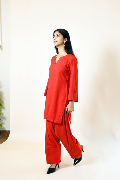 RED RAYON ROUND NECK PLAIN KURTA SET WITH PATIALA PANT