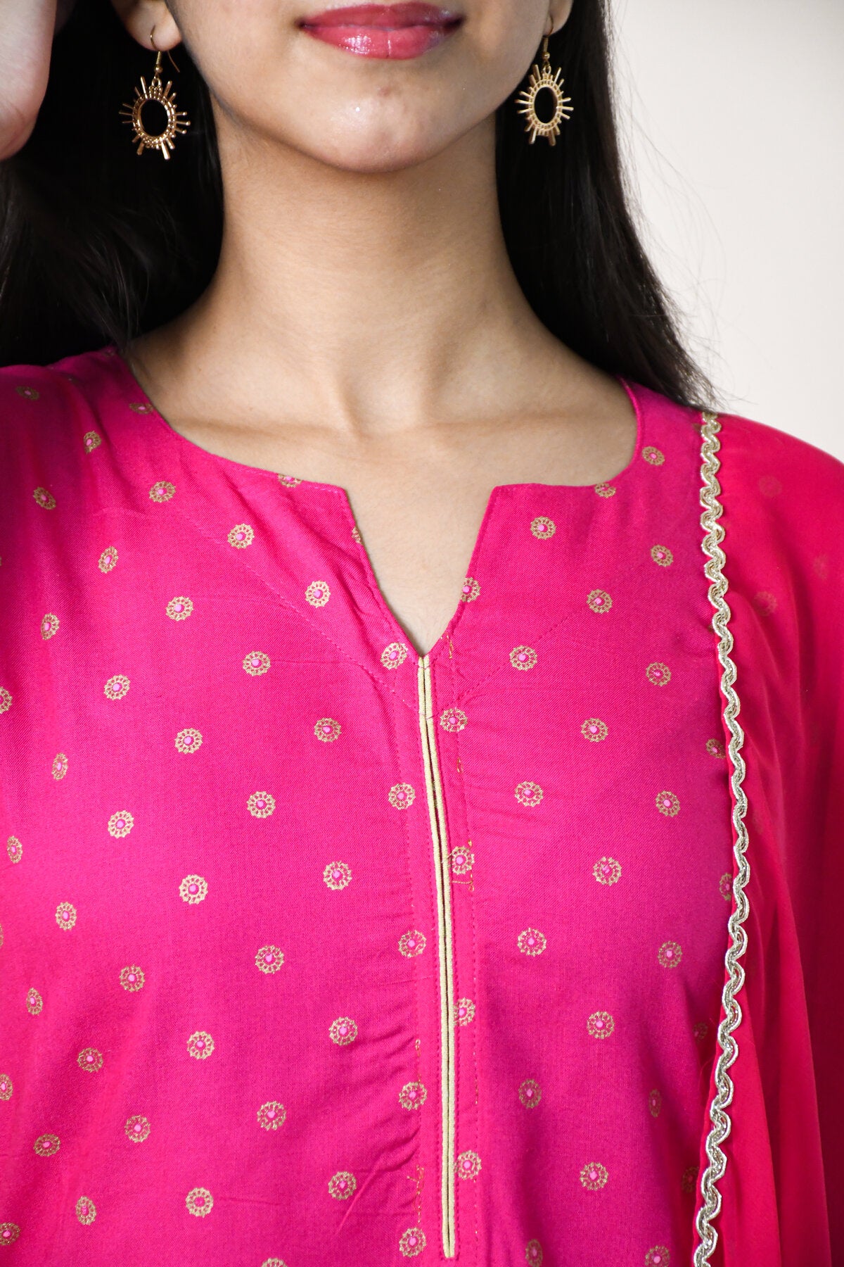 RANI RAYON ROUND NECK KURTA SET WITH DUPATTA