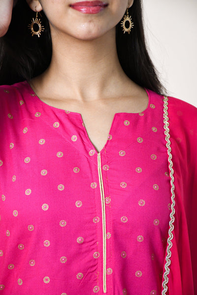 RANI RAYON ROUND NECK KURTA SET WITH DUPATTA