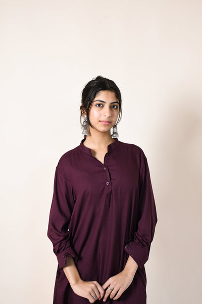 WOMEN SOLID WINE STRAIGHT KURTA WITH TROUSERS