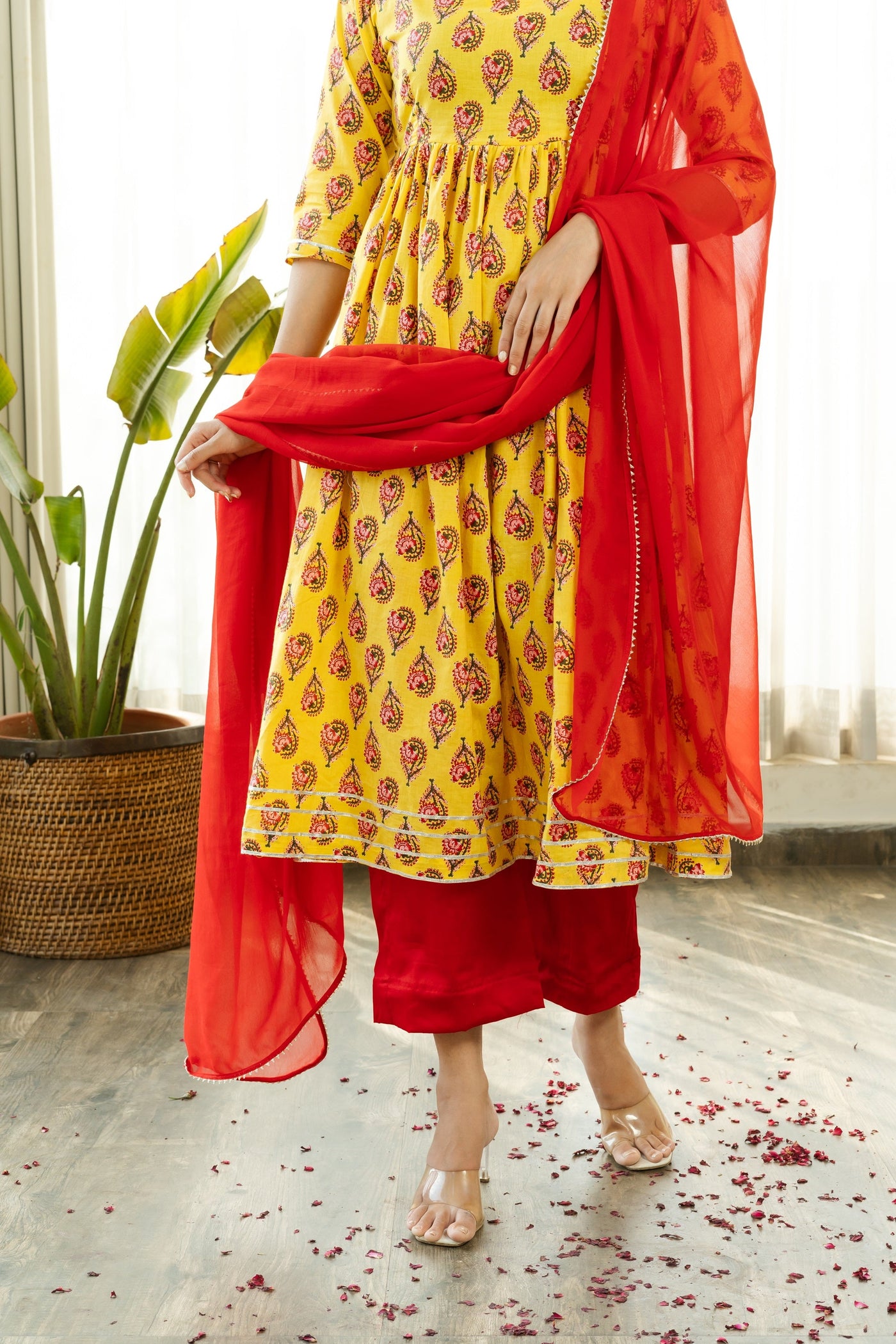 MISHA YELLOW COTTON FLORAL PRINTED KURTA SET WITH RED DUPATTA - Sarnya